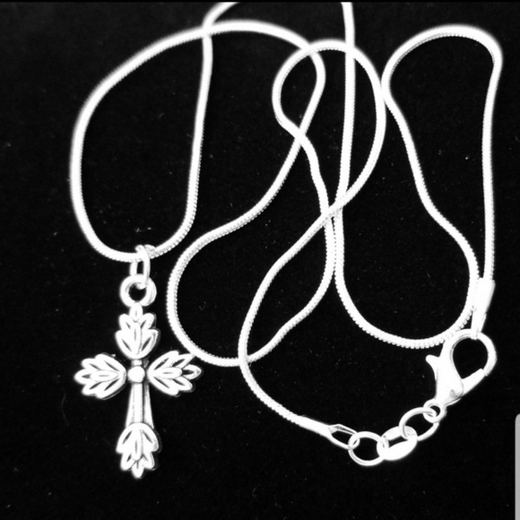 Palm Leaf Cross 20"\ .925 Sterling Silver … - Picture 2 of 2